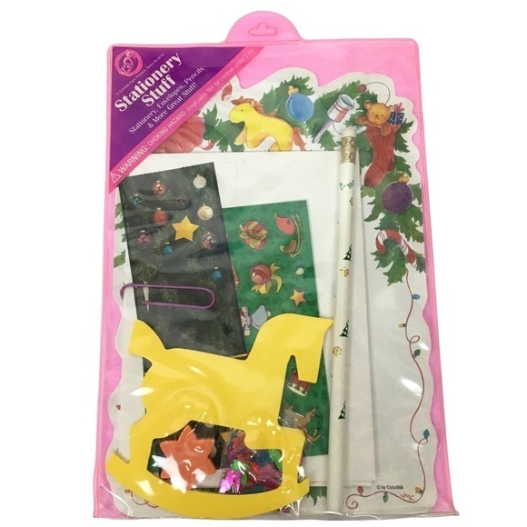 COLORBOK Kids Christmas Stationery Stuff Set Paper Envelopes Stickers Pencil - Picture 1 of 5